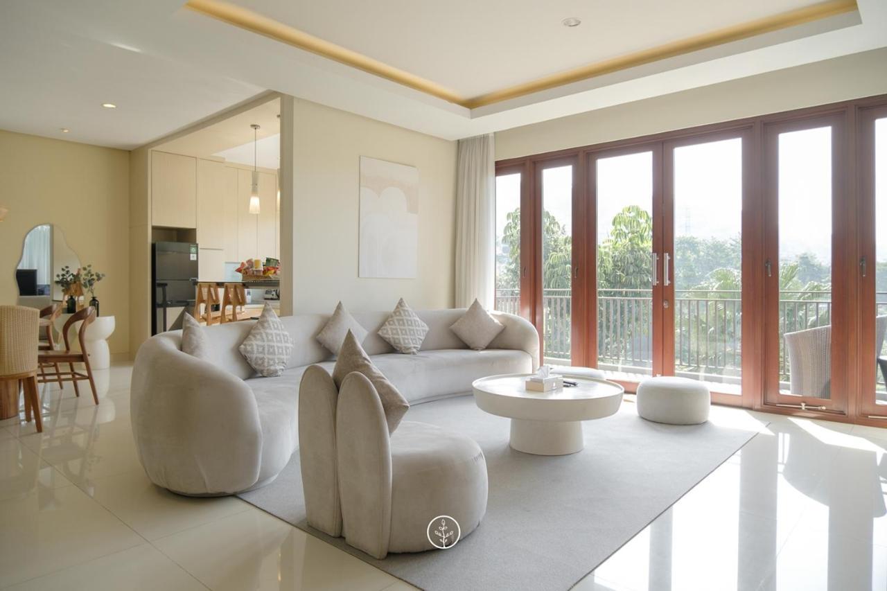 Morning Glory Mountain View 4 Bedrooms With A Private Swimming Pool Villa Bandung