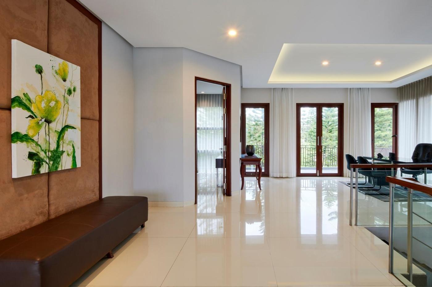 Morning Glory Mountain View 4 Bedrooms With A Private Swimming Pool * Bandung
